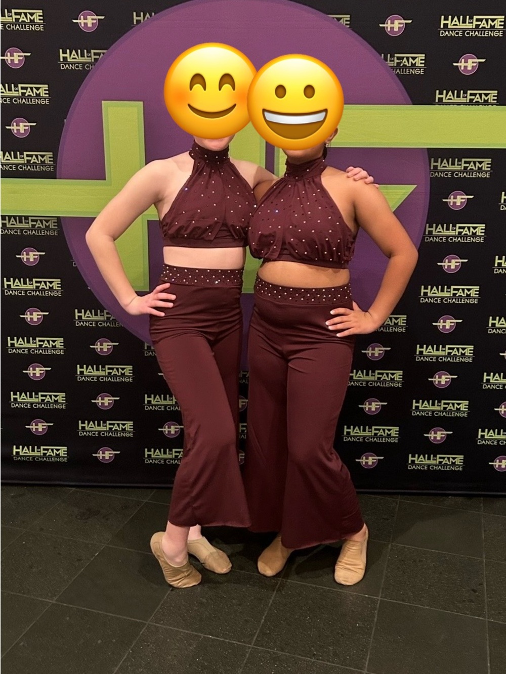 Weissman Stoned Burgundy Halter Top with wide leg mid calf pant set. Size XSA